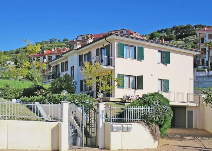 Cielsereno - Slr246 By Interhome * Costarainera